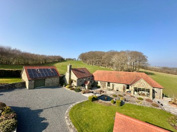 Click the photo for more details of Bradnor, Kington, Herefordshire