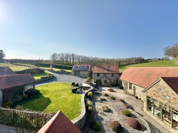 Click the photo for more details of Bradnor, Kington, Herefordshire