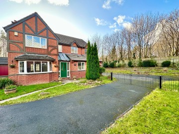 Click the photo for more details of Auden Crescent, Ledbury, Herefordshire