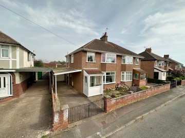 Click the photo for more details of Holme Lacy Road, Hereford