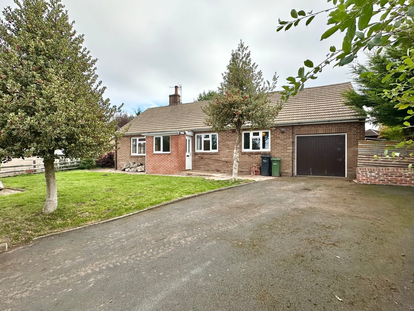 Images for Weobley, Hereford EAID:3282071433 BID:713703