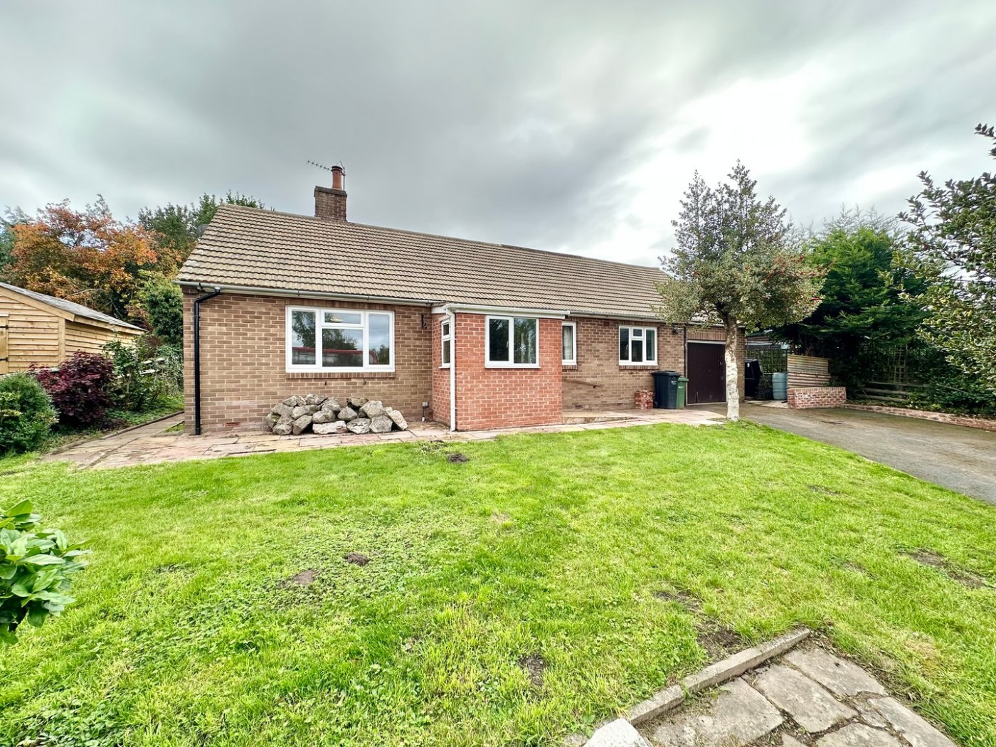 Images for Weobley, Hereford EAID:3282071433 BID:713703