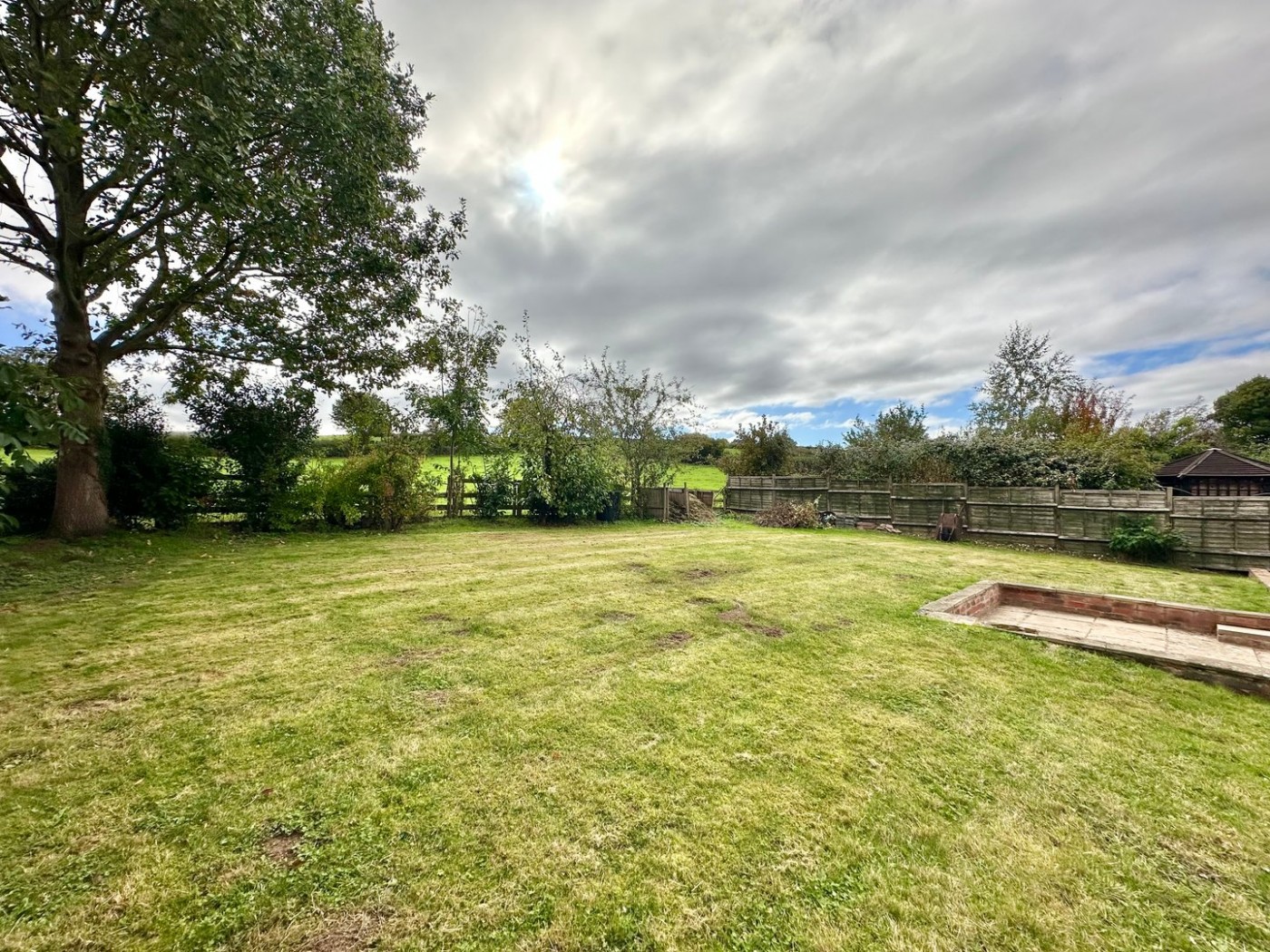 Images for Weobley, Hereford EAID:3282071433 BID:713703