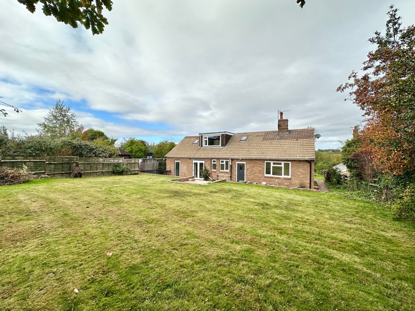 Images for Weobley, Hereford EAID:3282071433 BID:713703