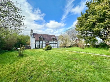 Click the photo for more details of Priors Frome, Hereford