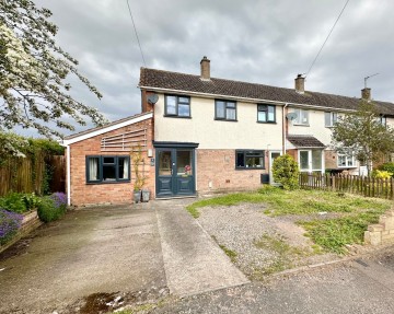 Click the photo for more details of Wordsworth Road, Hereford
