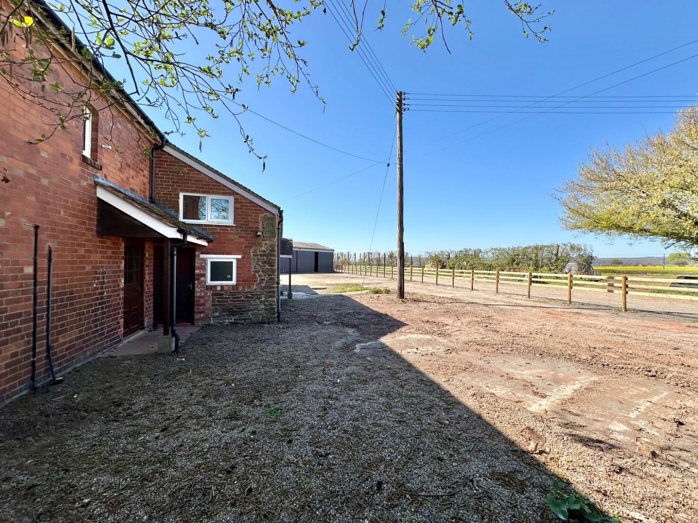 Images for Sutton St Nicholas, Hereford EAID:3282071433 BID:713703