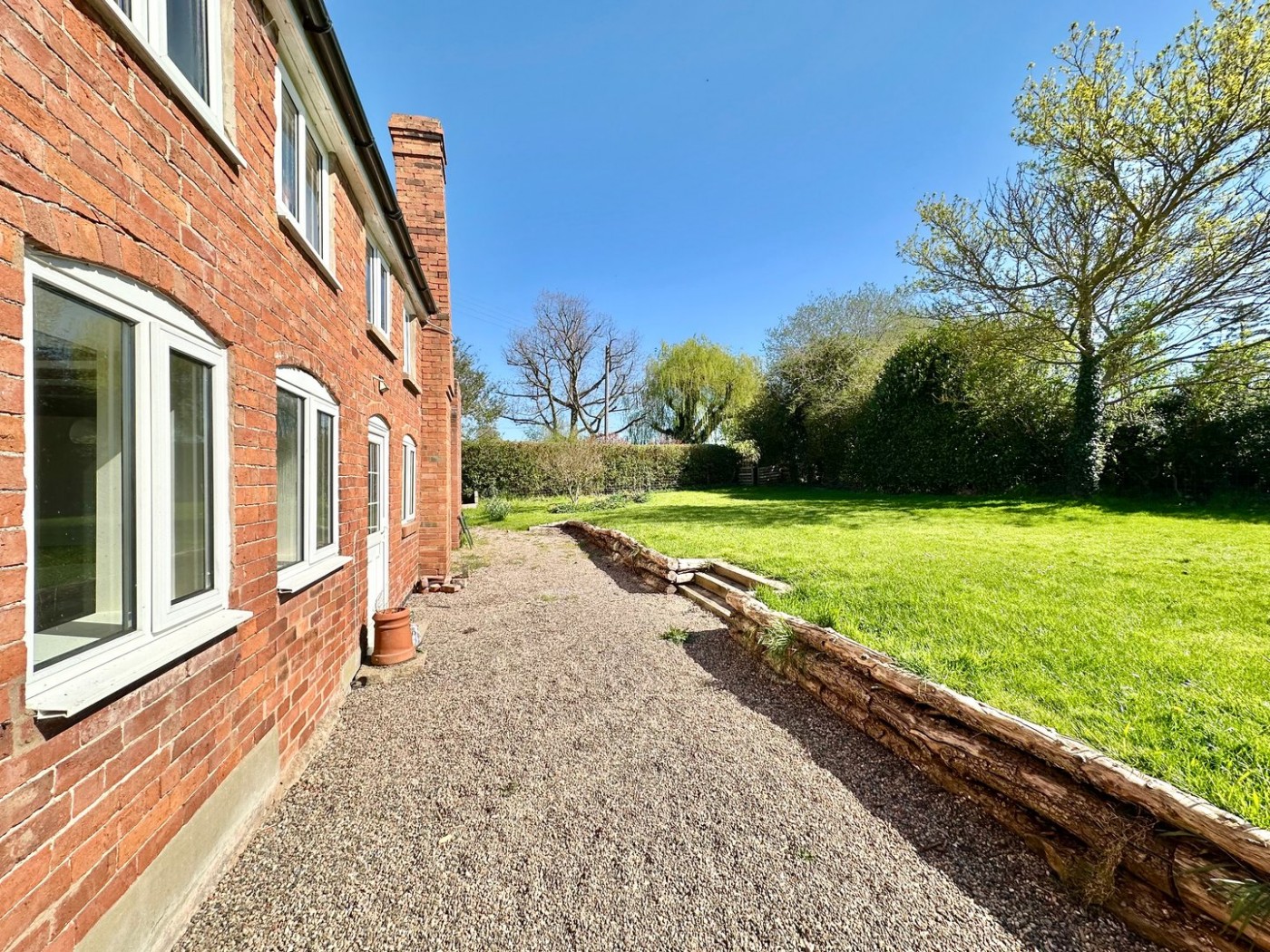 Images for Sutton St Nicholas, Hereford EAID:3282071433 BID:713703