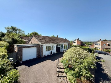 Click the photo for more details of Knapp Close, Ledbury, Herefordshire