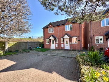 Click the photo for more details of Hasnett Road, Ledbury, Herefordshire