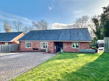 Click the photo for more details of Credenhill, Hereford