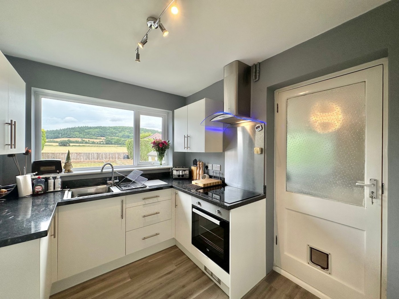 Images for Credenhill, Hereford EAID:3282071433 BID:713703