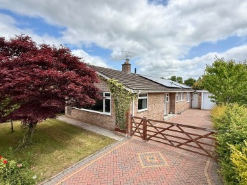 Click the photo for more details of Burghill, Hereford