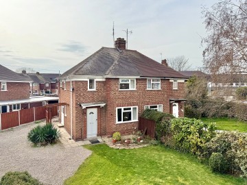 Click the photo for more details of Hinton Avenue, Hereford