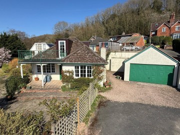 Click the photo for more details of Upperfields, Ledbury, Herefordshire