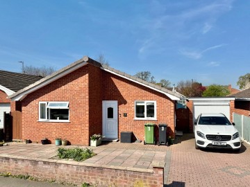 Click the photo for more details of Hillary Drive, Hereford