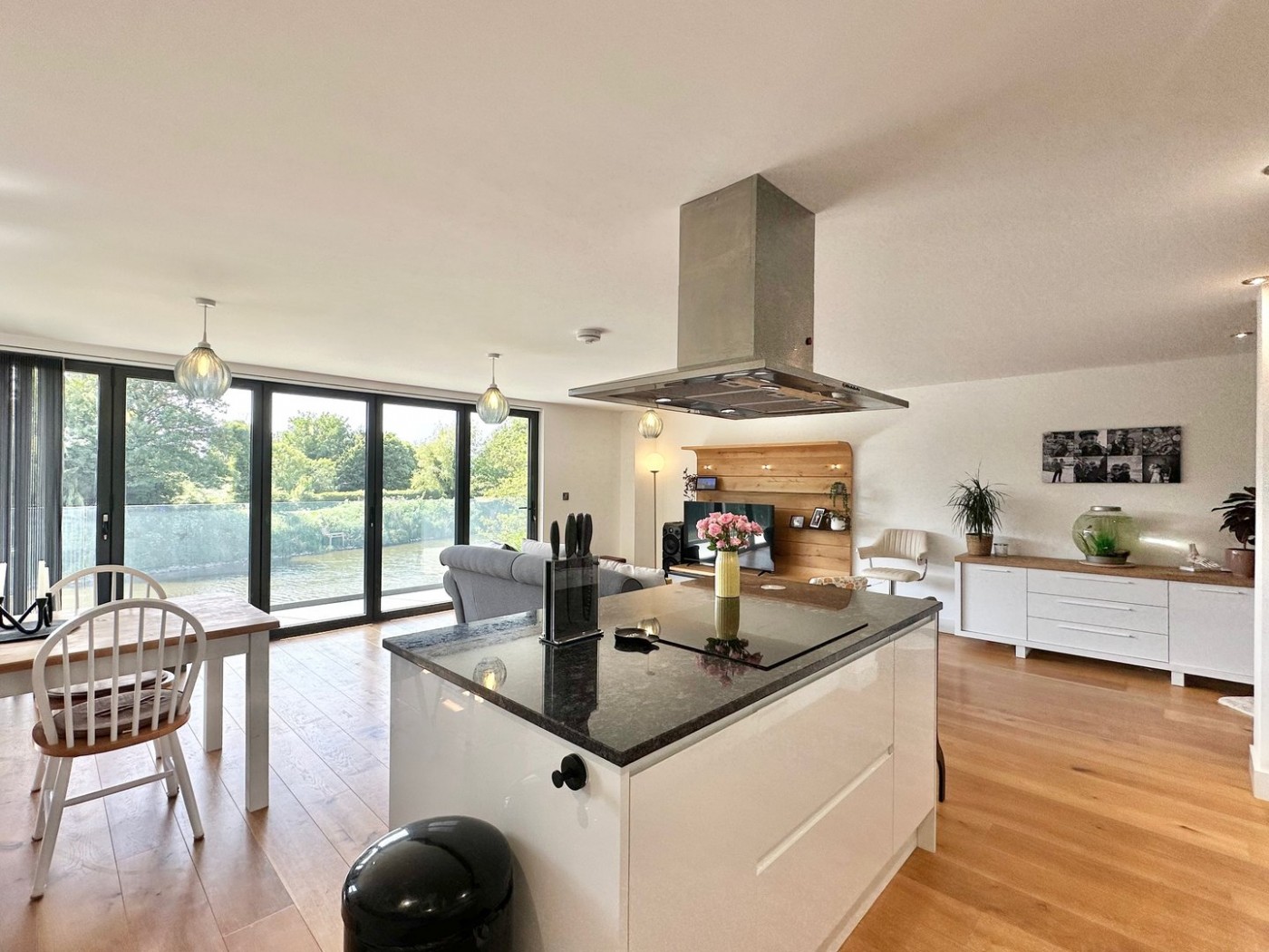 Images for Greyfriars Avenue, Hereford EAID:3282071433 BID:713703