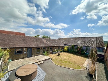 Click the photo for more details of Much Cowarne, Bromyard, Herefordshire