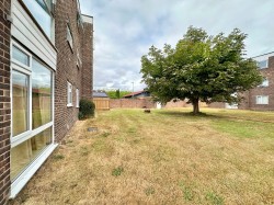 Images for Crest Court, Hereford