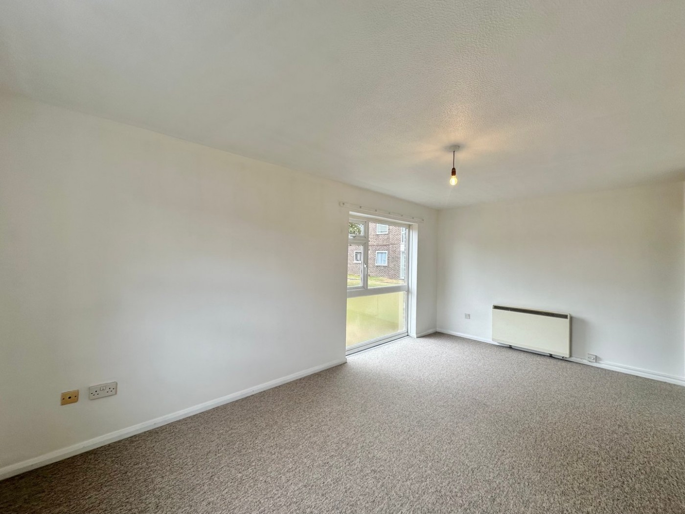 Images for Crest Court, Hereford EAID:3282071433 BID:713703