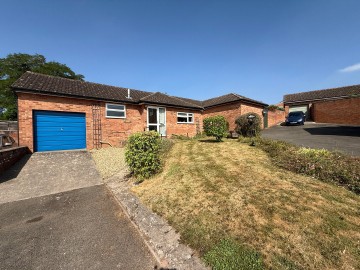 Click the photo for more details of Churchill Meadow, Ledbury, Herefordshire