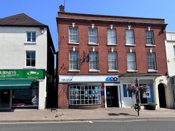 Click the photo for more details of The Homend, Ledbury, Herefordshire
