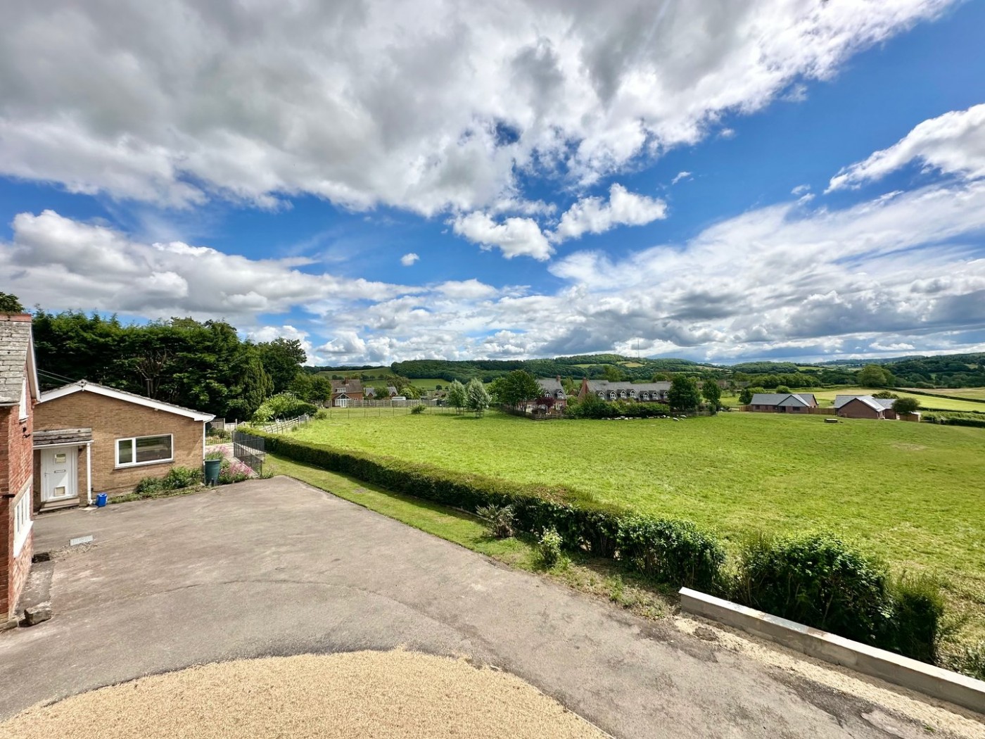 Images for Woolhope, Hereford EAID:3282071433 BID:713703