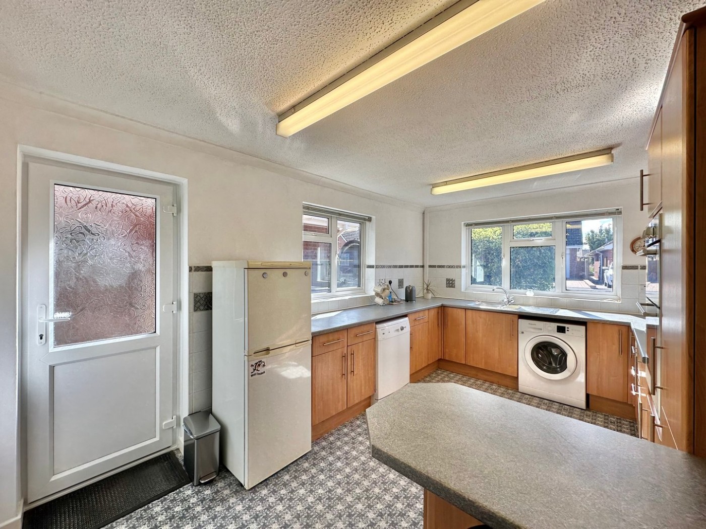 Images for Tensing Close, Hereford EAID:3282071433 BID:713703