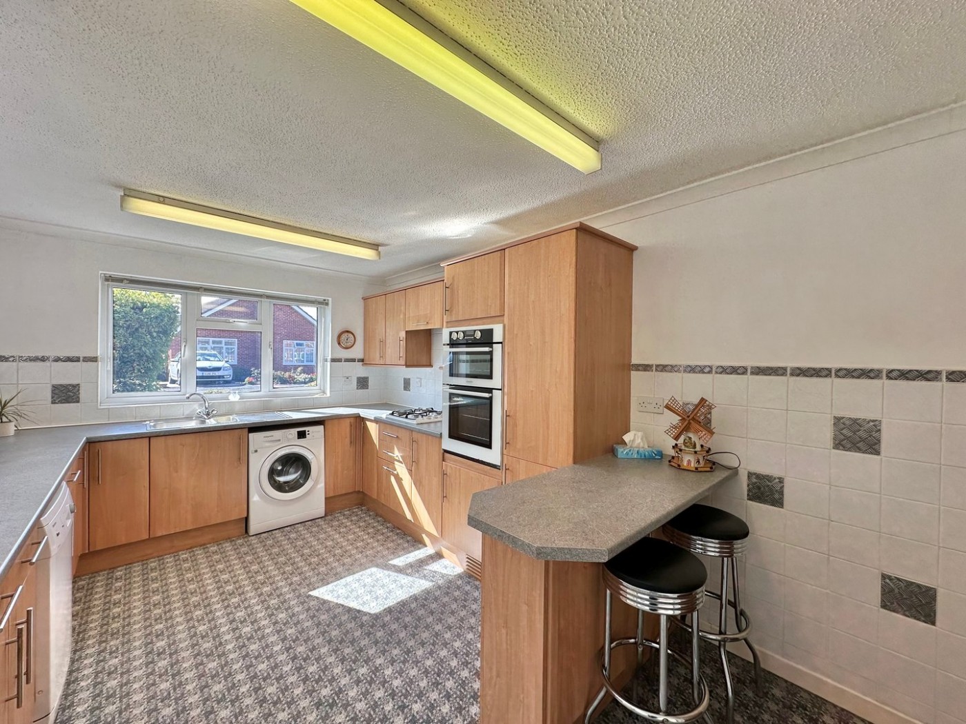 Images for Tensing Close, Hereford EAID:3282071433 BID:713703