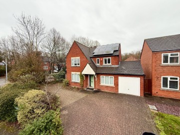 Click the photo for more details of Golding Way, Ledbury, Herefordshire