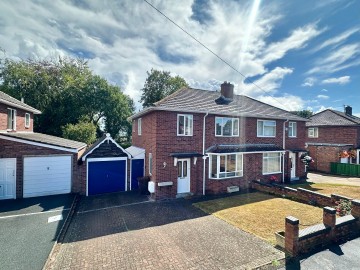 Click the photo for more details of Quarry Road, Hereford