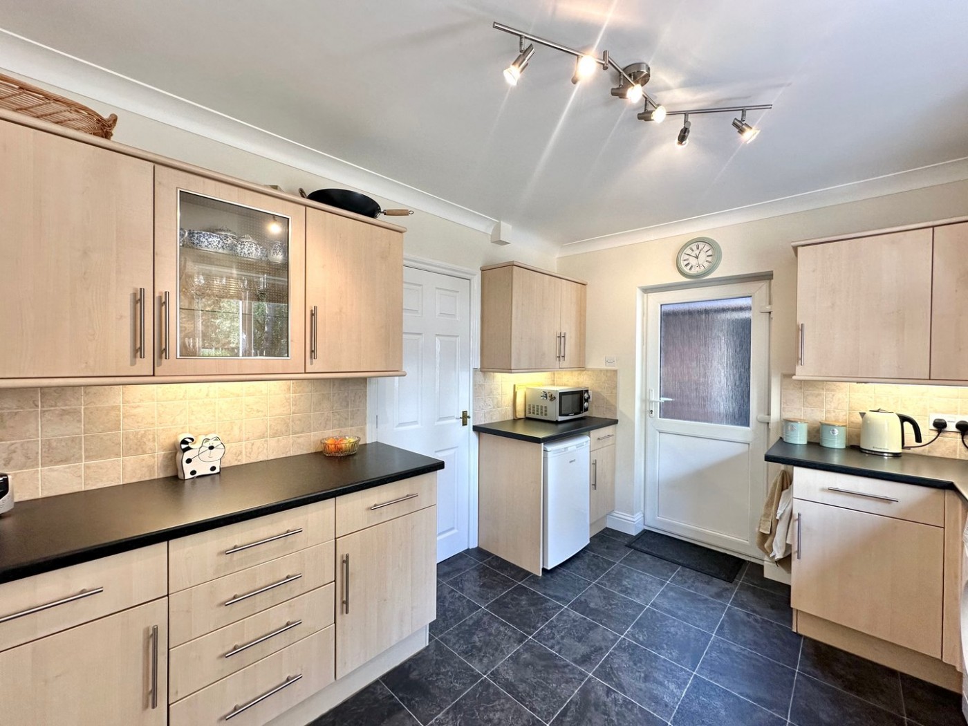 Images for Quarry Road, Hereford EAID:3282071433 BID:713703