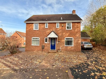Click the photo for more details of Bronte Drive, Ledbury, Herefordshire