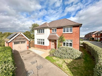 Click the photo for more details of Apple Grove, Hereford