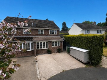 Click the photo for more details of Moreton-on-Lugg, Hereford