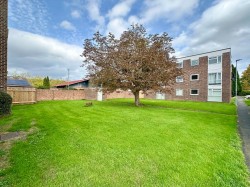 Images for Crest Court, Hereford