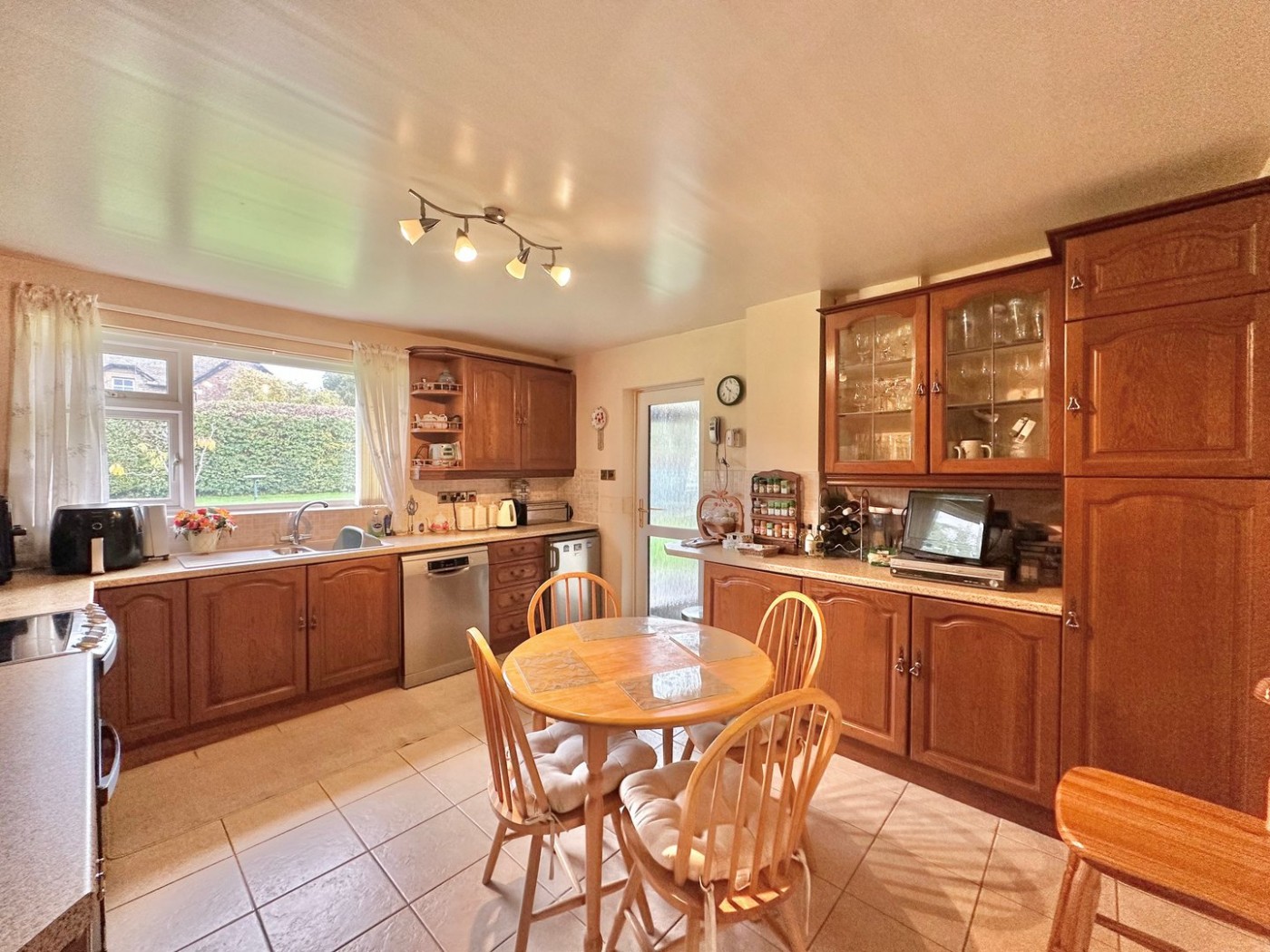 Images for Much Birch, Hereford EAID:3282071433 BID:713703