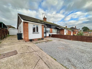 Click the photo for more details of Pilley Road, Hereford
