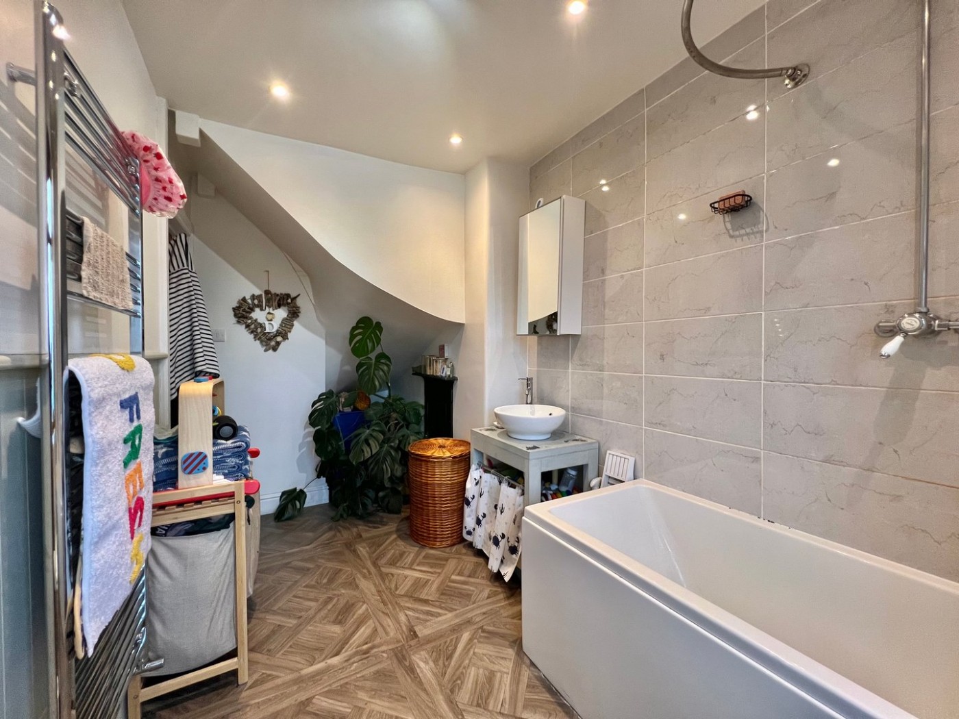 Images for Sutton St Nicholas, Hereford EAID:3282071433 BID:713703