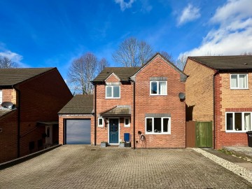 Click the photo for more details of Sunshine Close, Ledbury