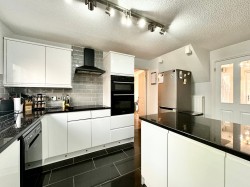 Images for Sunshine Close, Ledbury