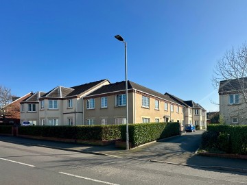 Click the photo for more details of New Street, Ledbury, Herefordshire