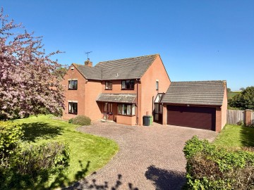 Click the photo for more details of Much Dewchurch, Hereford