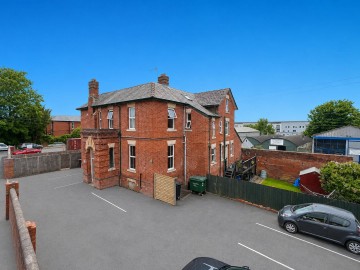 Click the photo for more details of Rockfield Road, Hereford